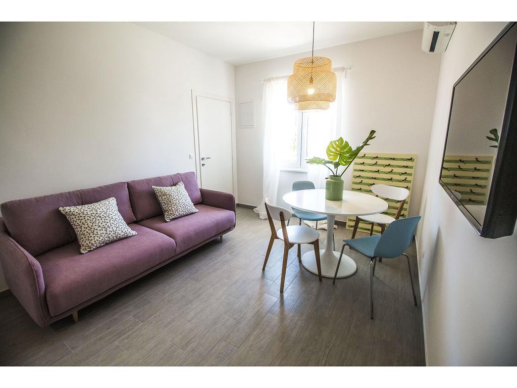 Apartment Sur La Plage Podstrana Exterior foto