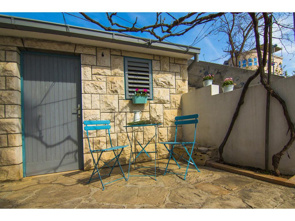 Apartment Sur La Plage Podstrana Exterior foto